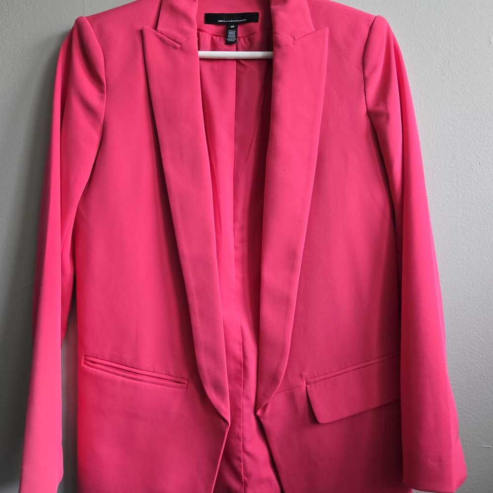 White House Black Market Relaxed Blazer